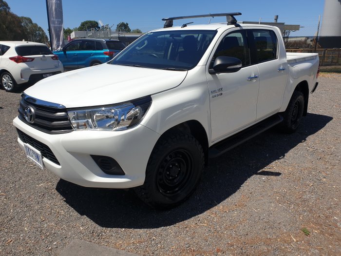 2017 Toyota Hilux SR GUN126R 4X4 Dual Range Glacier White