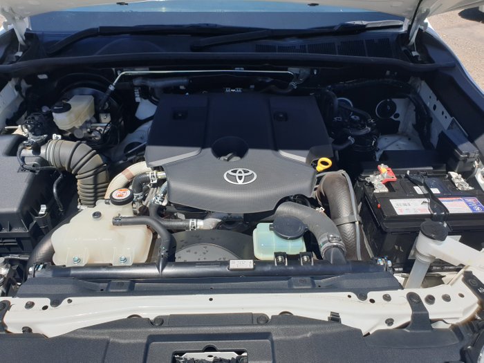 2017 Toyota Hilux SR GUN126R 4X4 Dual Range Glacier White