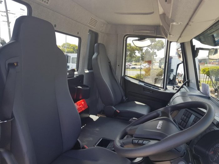 2021 IVECO TRAKKER 6X6 SOUTHERN SPREADER null null white