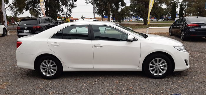 2014 Toyota ASV50R-DETDKQ 306248002 ALTISE Diamond White 061