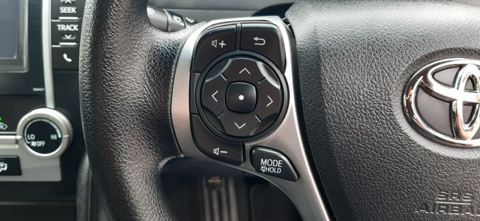 2014 Toyota ASV50R-DETDKQ 306248002 ALTISE Diamond White 061