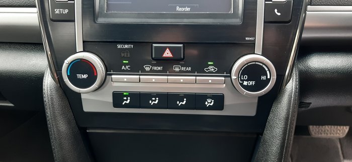 2014 Toyota ASV50R-DETDKQ 306248002 ALTISE Diamond White 061