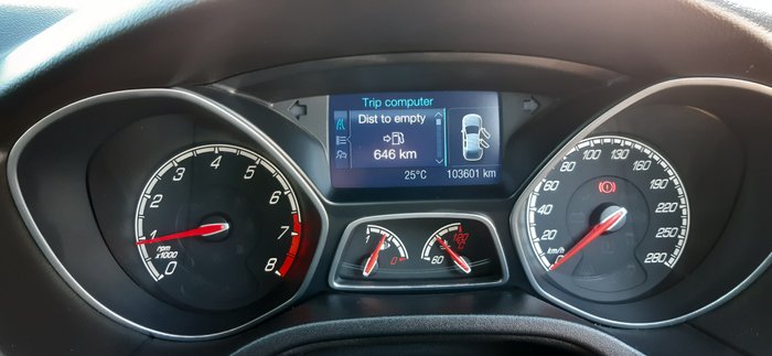 2012 Ford Focus ST LW MKII Tangerine scream