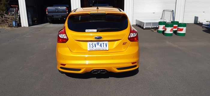 2012 Ford Focus ST LW MKII Tangerine scream