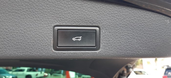 2017 Volkswagen Touareg Monochrome 7P MY18 Four Wheel Drive BLACK