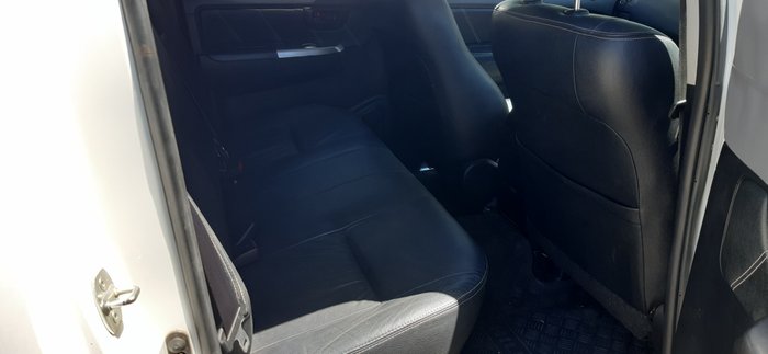 2014 Toyota Hilux Black Limited Edition KUN26R MY14 4X4 Dual Range GLACIER WHITE