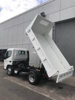 2019 FUSO CANTER 615 FEA61BR3SFAC null null White
