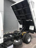 2019 FUSO CANTER 615 FEA61BR3SFAC null null White