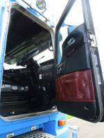 2012 KENWORTH K200 STRETCHCAB null null BLUE