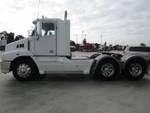 2011 FREIGHTLINER FLX null null WHITE