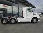 2011 FREIGHTLINER FLX null null WHITE