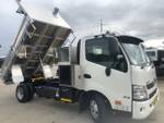 2020 HINO 300 SERIES 616 MEDIUM AUTO ALLOY TIPPER WITH TOOL BOX null null White