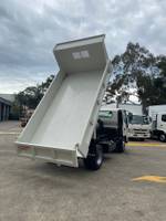 2020 HINO 300 SERIES 717 TIPPER - NEW MODEL null null White