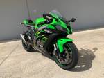 2018 Kawasaki NINJA ZX-10RR Green